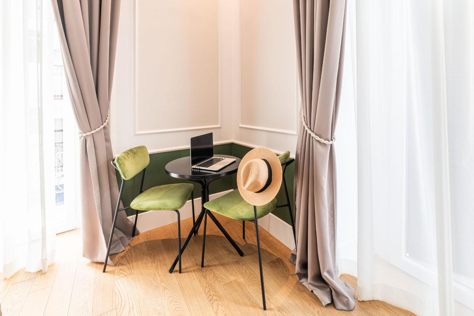 Cortese Suite Napels Buitenkant foto